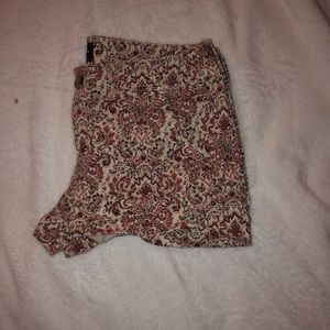 AE Women’s Shorts 6